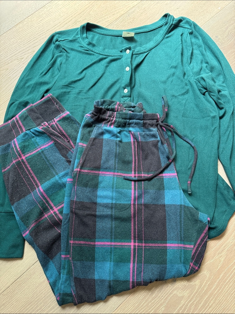 Soma Green Long-Sleeve Top with Plaid Pajama Pants Sweater Set